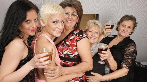 Gigi (52), Jana W. (63), Marina T. (67), Miranda (27), Jody (22) - This is one hot and steamy Old and Young Lesbian party (2015/Special-Mature-Movies/Mature/HD)  