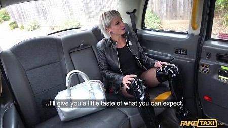 Luna Toxxxic - Tables are turned on dominatrix {Blonde) (2018/FakeTaxi/FullHD/1080p)