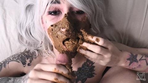 DirtyBetty - Scat Swallow Extreme Big Shit By Black Eyes Demon Betty (12.07.2019/SG-Video.com/Scat/FullHD/1080p)