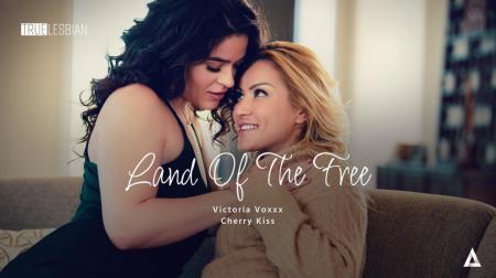 Victoria Voxxx, Cherry Kiss - Land Of The Free (2023/FullHD/1080p) 