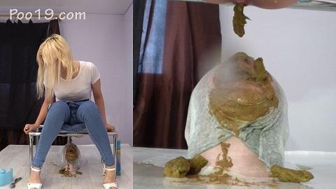 MilanaSmelly - We urgently need a new toilet slave (28.10.2019/Poo19.com/Scat/FullHD/1080p)