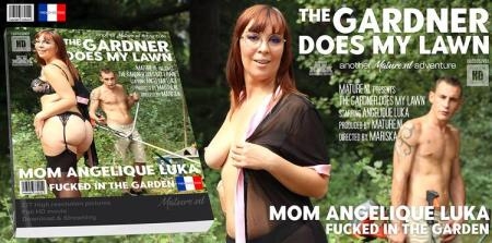 Angelique Luka (EU) (31)  - This gardner gets to plow the lawn from a hot mom in the garden (2020/Mature.nl/FullHD/1080p)