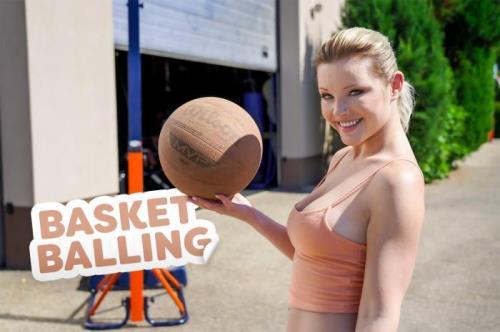 Zazie Skymm - Basket Balling (16.11.2020/18VR.com/3D/VR/UltraHD 4K/2700p) 