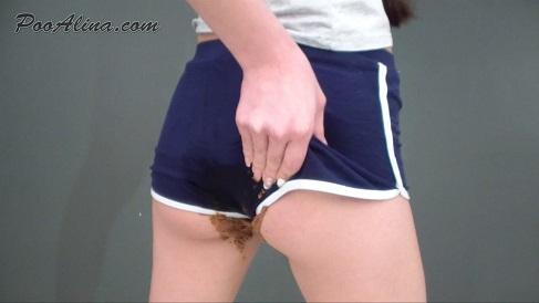 Poo Alina - Alina crapped in sports shorts (16.03.2021/PooAlina.com/Scat/HD/720p)