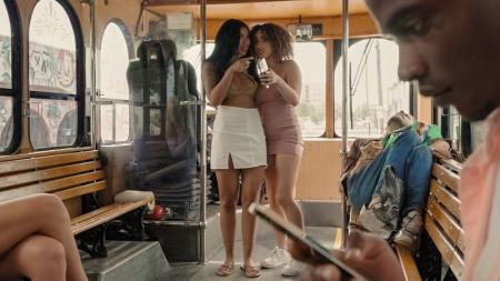 Kira Perez, Ameena Greene - The Fucking Public Bus Threesome (2022/HD/720p)