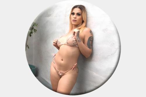 Agatha Mello - Playhouse Debut (07.12.2022/OnlyFans.com, tgirlplayhouse/Transsexual/HD/720p) 