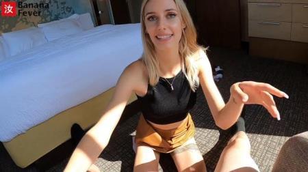 Emily Jade - Canadian MILF Emily Too Late into Her Porn Career or Nah? 1/1 (2023/FullHD/1080p)