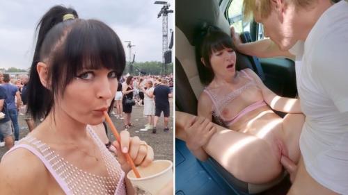 Festival Girl Fucked Hard In Campervan!!! Double CUM To Huge Squirting Pussy (08.09.2023/Pornhub.com, MrPussyLicking/FullHD/1080p)