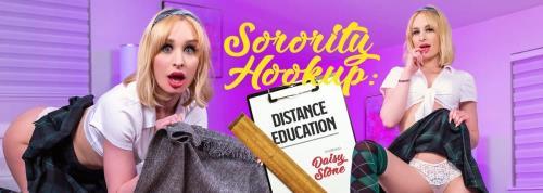 Daisy Stone - Sorority Hookup: Distance Education (02.10.2023/VRBangers.com/3D/VR/UltraHD 4K/3072p) 