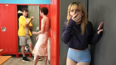 Evie Christian - Locker Room Loads (2024/FullHD/1080p) 