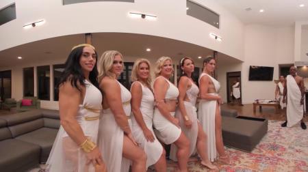 Angel Minx, Brooke Black, Riley Jacobs, Sadie Andrews, Summer Starz, Vanessa Arizona - The Hotwife Tour - Toga Orgy (2024/FullHD/1080p) 